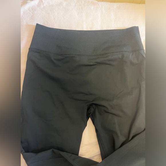Lululemon seamless leggings - Black - Picture 2 of 7